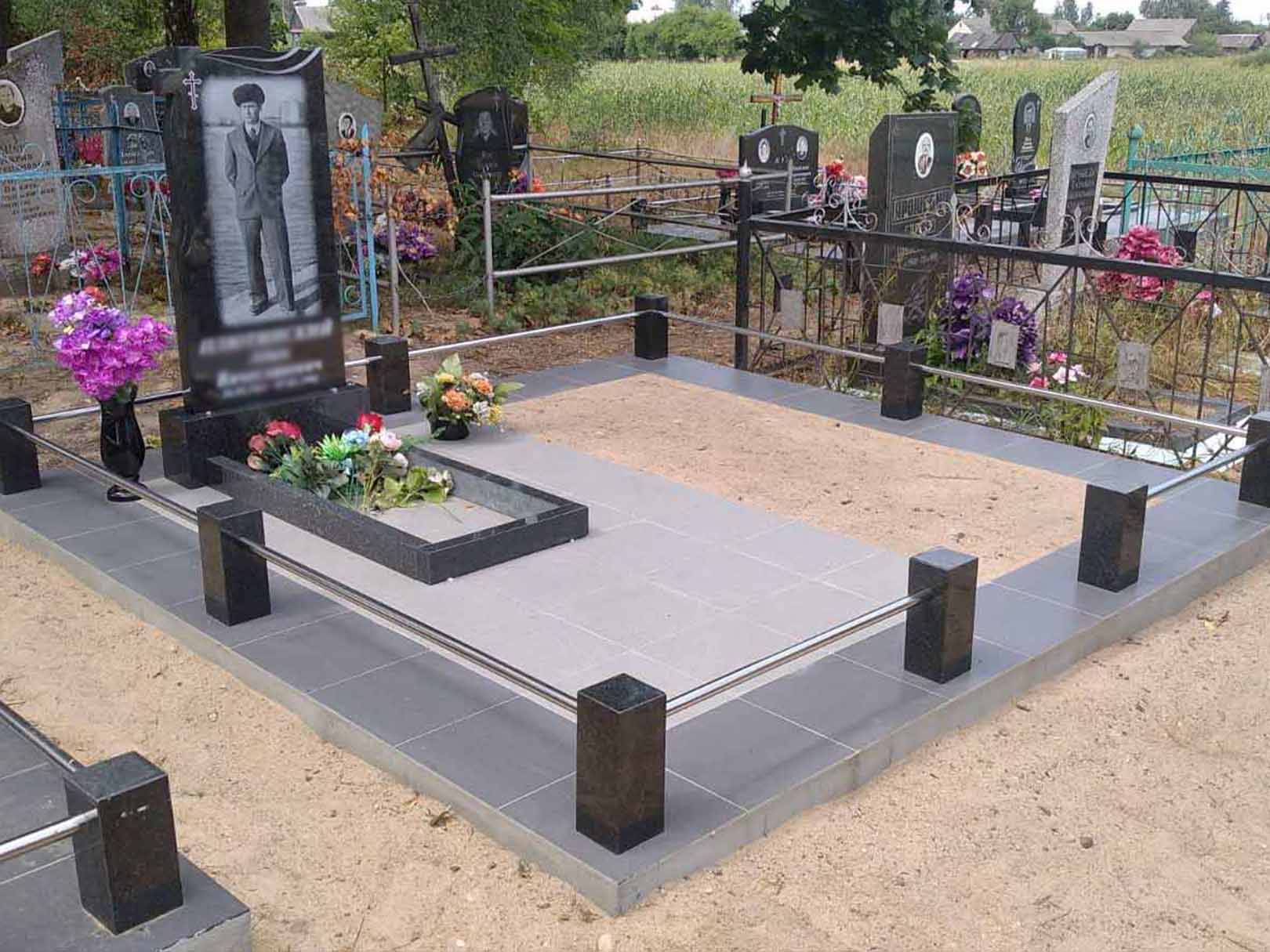 Портрет на памятник. Художественное оформление заднего фона